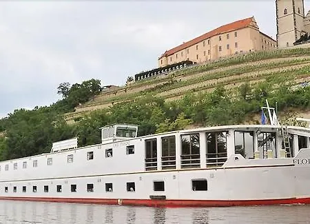 Florentina Boat Botel