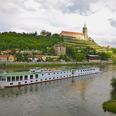 Florentina Boat Botel