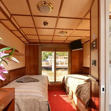 Botel Florentina Boat Prague
