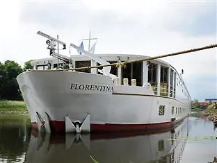 Florentina Boat