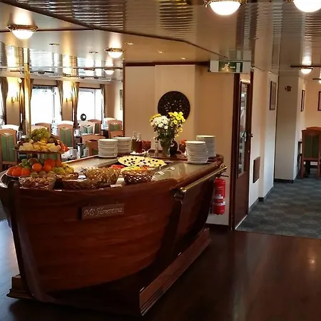 Botel Florentina Boat Prague