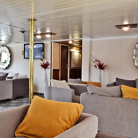 Florentina Boat Botel 3*