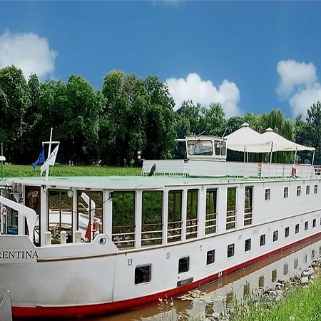 Florentina Boat