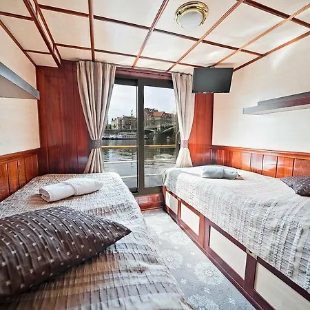 Florentina Boat 3* Prague